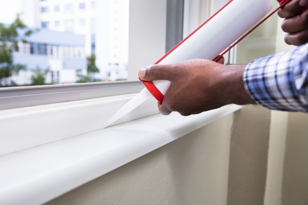 Professional caulking services for windows and trim in Ottawa