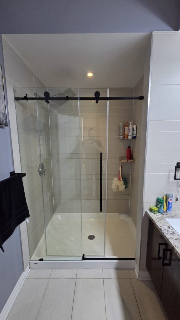 Shower Glass & Door Sealing in Ottawa