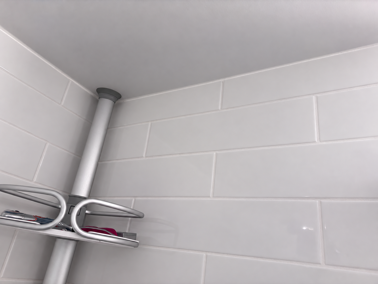 Tile and grout after professional cleaning