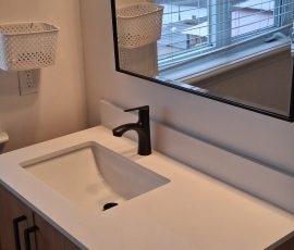 Professional sink and countertop caulking services in Ottawa for kitchens and bathrooms. Sink and countertop caulking service in Ottawa kitchen and bathroom silicone sealing repair
